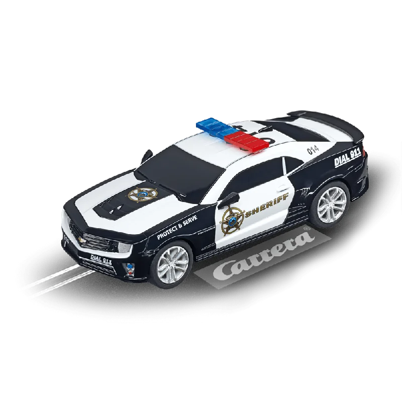 HO - Scale Model Railway Set with a Mountain - Themed Landscape and TunnelChevrolet Camaro Sheriff