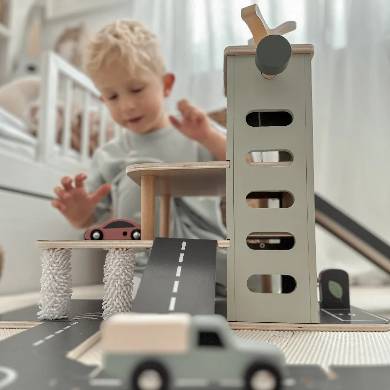 Wooden Musical Instrument Set including a Xylophone and Maracas for Little MusiciansJaBaDaBaDo Parking Garage