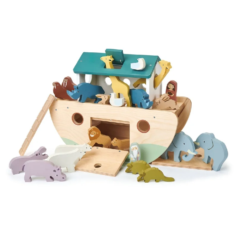 Natural Finish Wooden Pull - Along Toy Duck with Wheels for Toddler Outdoor PlayWooden Noah’s Ark Play Set