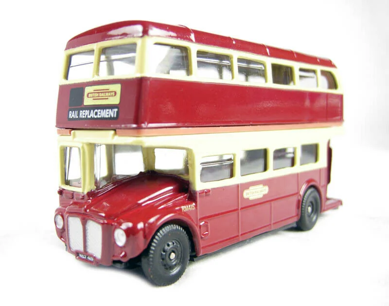 RC Helicopter with a Built - in Camera for Aerial Photography and StuntsOxford Diecast RM102 British Railways Routemaster - 1:76 Scale